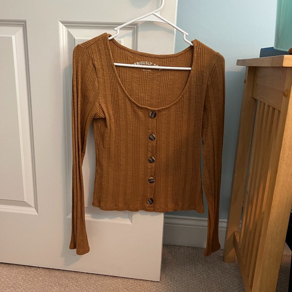 American Eagle Yellow Seriously Soft Long Sleeve Shirt SIZE LARGE